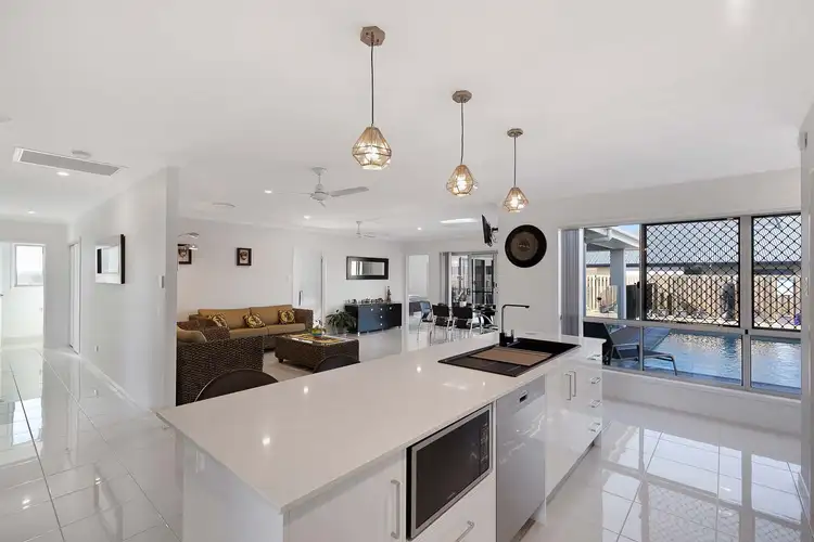Sixth view of Homely house listing, 7 Regatta Court, Pialba QLD 4655