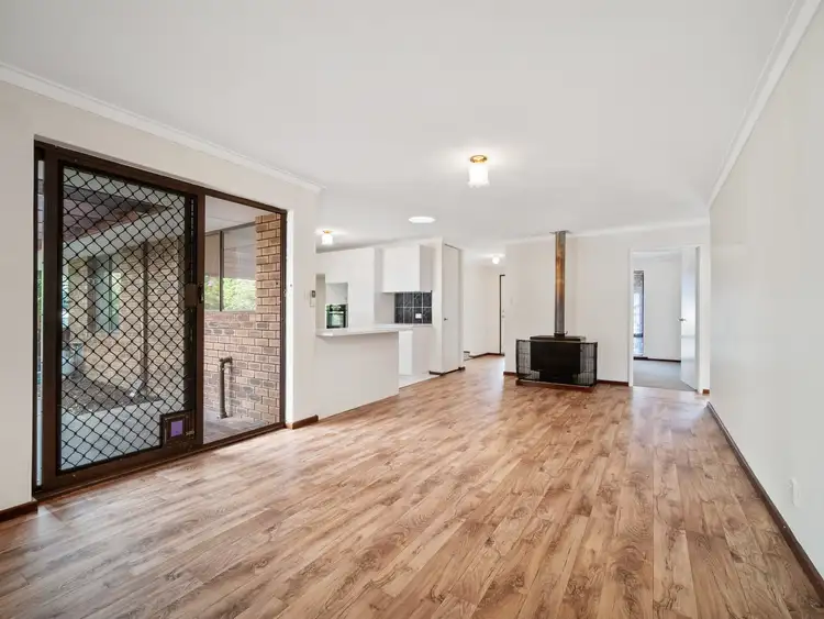 Seventh view of Homely house listing, 20 Armour Way, Lesmurdie WA 6076