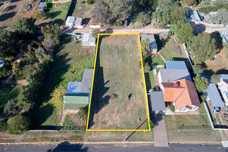 24 Wardle Street, Junee NSW 2663