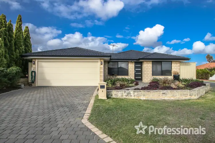 2 Masters Place, Marangaroo WA 6064