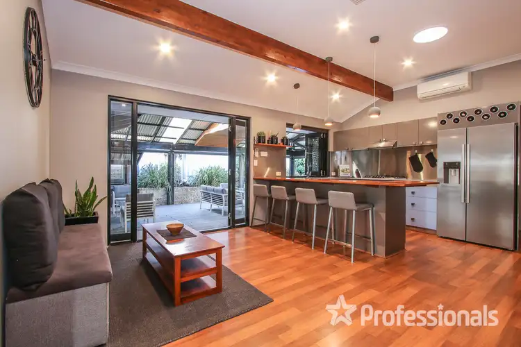 Sixth view of Homely house listing, 2 Masters Place, Marangaroo WA 6064