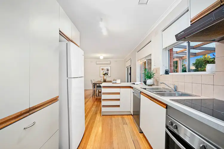 Fourth view of Homely house listing, 5 Kristine Court, Cheltenham VIC 3192