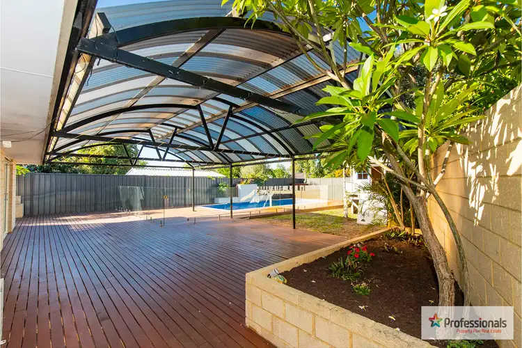 32 Welwyn Avenue, Manning WA 6152