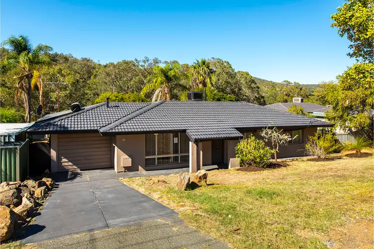 10 Bilkurra Way, Mount Nasura WA 6112