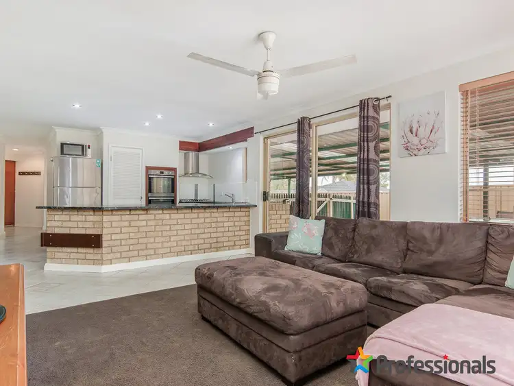 Fifth view of Homely house listing, 11 Cowlishaw Rise, Parmelia WA 6167