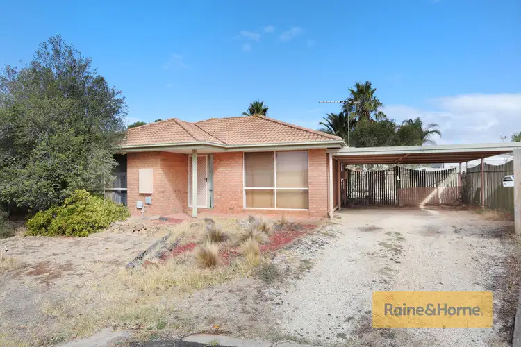 5 Momba Close, Kurunjang VIC 3337