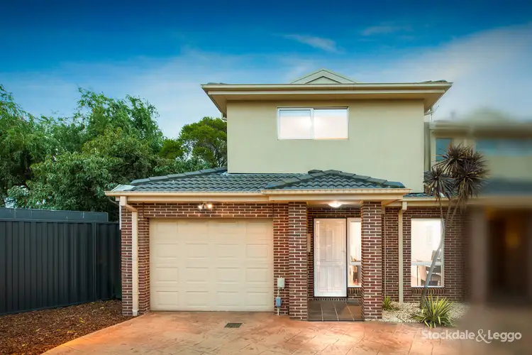 3/8 Windermere Crescent, Gladstone Park VIC 3043