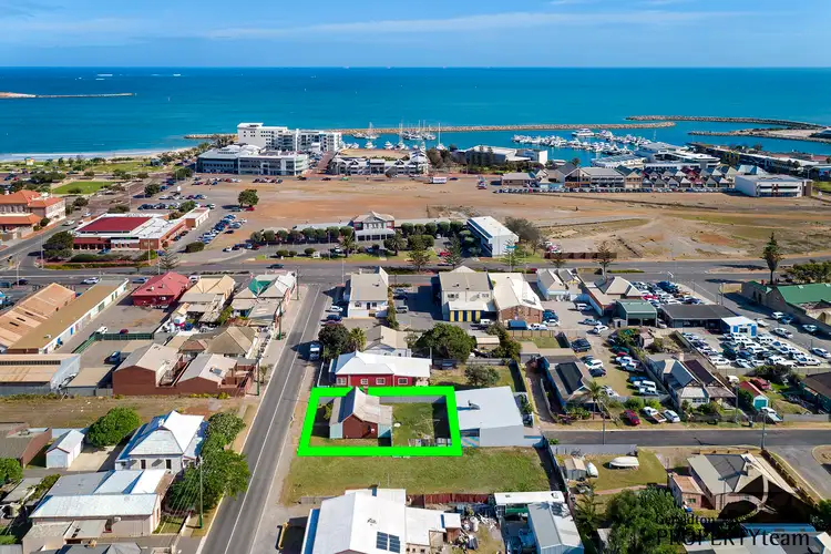 9 Snowdon Street, Geraldton WA 6530