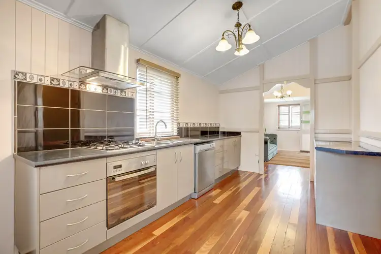 11 Queen Street, North Mackay QLD 4740