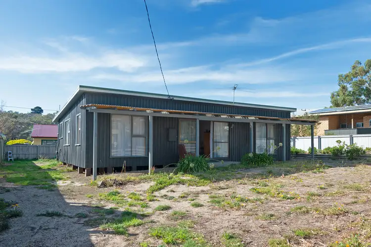 10 Poina St, Dodges Ferry TAS 7173