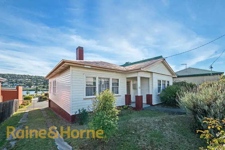 86 Cambridge Road, Bellerive TAS 7018
