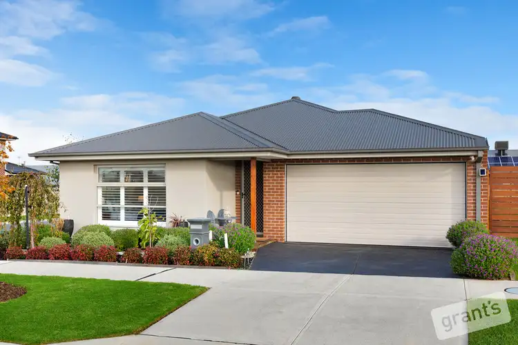 17 Strathcona Avenue, Clyde VIC 3978