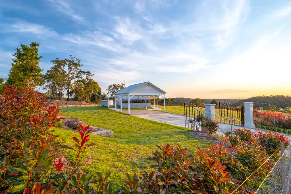 Main view of Homely rural property listing, 33 Endeavour View, Glenorie NSW 2157