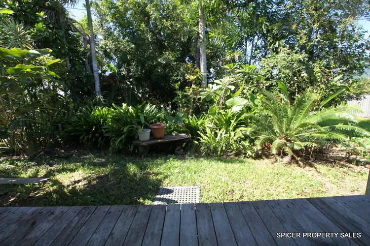 205 Crossan Road, Midgenoo QLD 4854