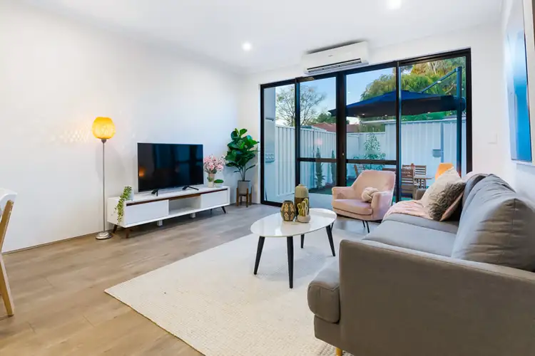 7/393 Abernethy Road, Cloverdale WA 6105