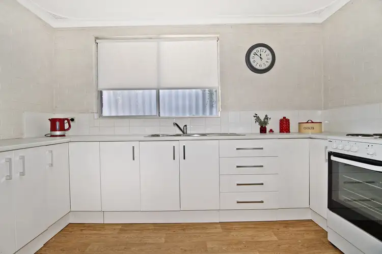 Sixth view of Homely house listing, 8 Manders Way, Singleton WA 6175