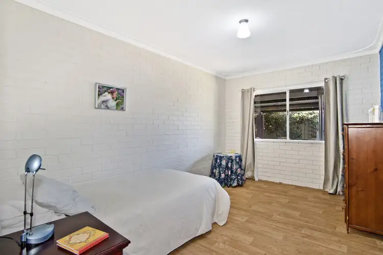 Seventh view of Homely house listing, 8 Manders Way, Singleton WA 6175