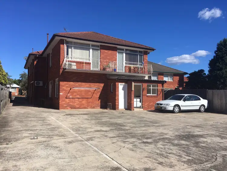 4/5 Parry Avenue
