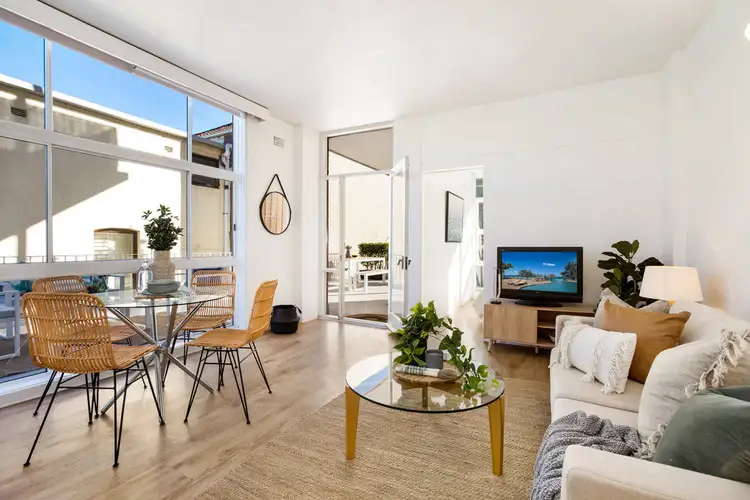 Third view of Homely apartment listing, 2/371A Old South Head Road, North Bondi NSW 2026