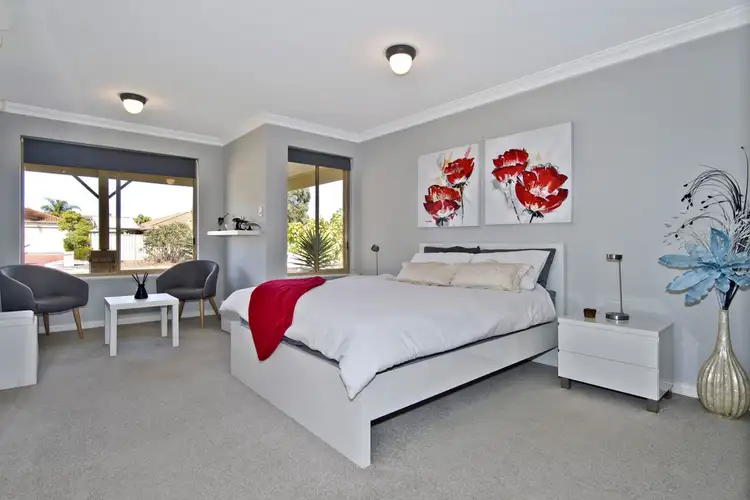 Sixth view of Homely house listing, 5 Sunningdale Circle, Cooloongup WA 6168