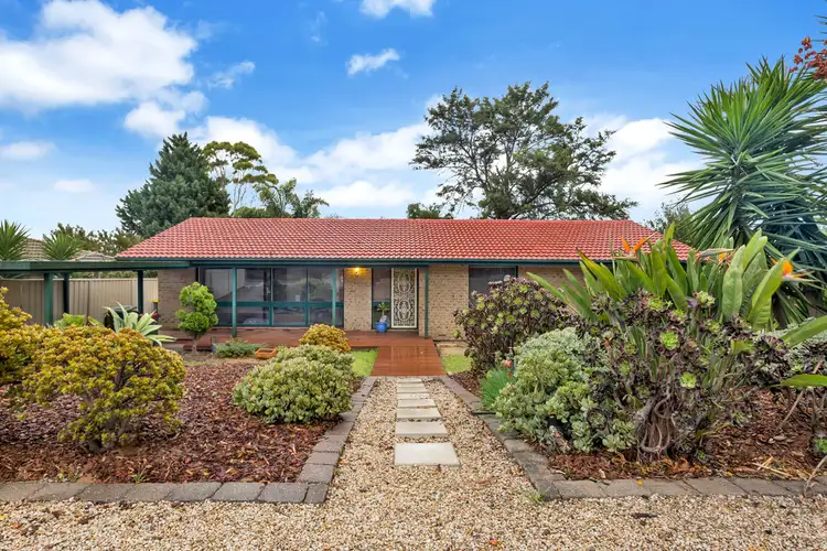 1 Tindall Crescent, Sheidow Park SA 5158