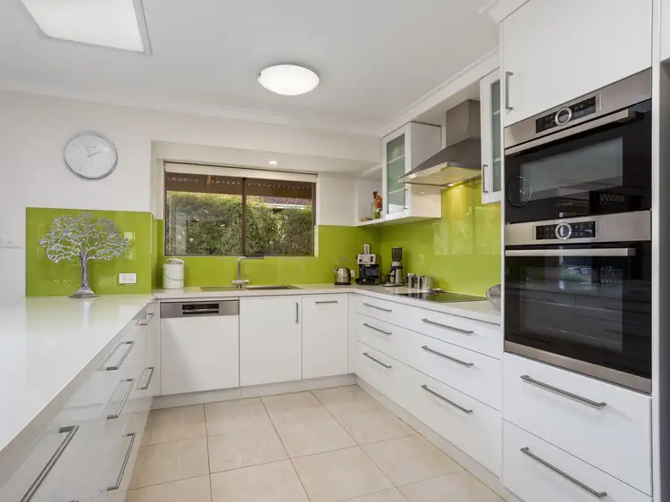 3 Trafalgar Court, Lesmurdie WA 6076