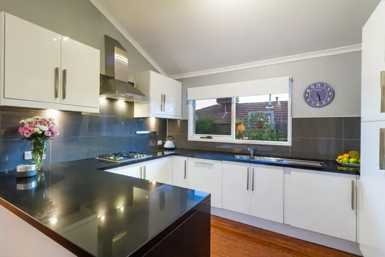 Fifth view of Homely house listing, 48 Warrawee Circuit, Frankston VIC 3199