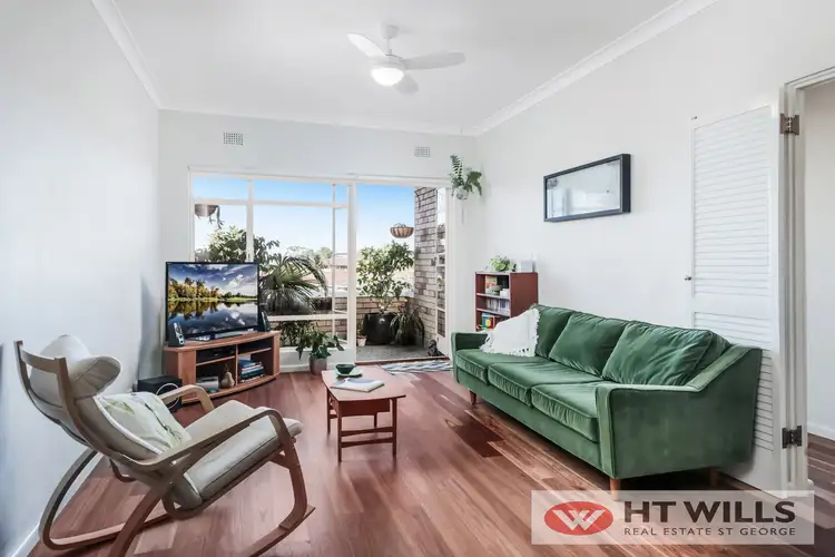 2/10 Monomeeth Street, Bexley NSW 2207