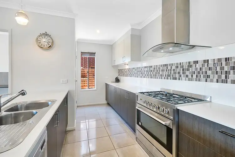 Fifth view of Homely house listing, 22 Bayley Place, Cranbourne West VIC 3977