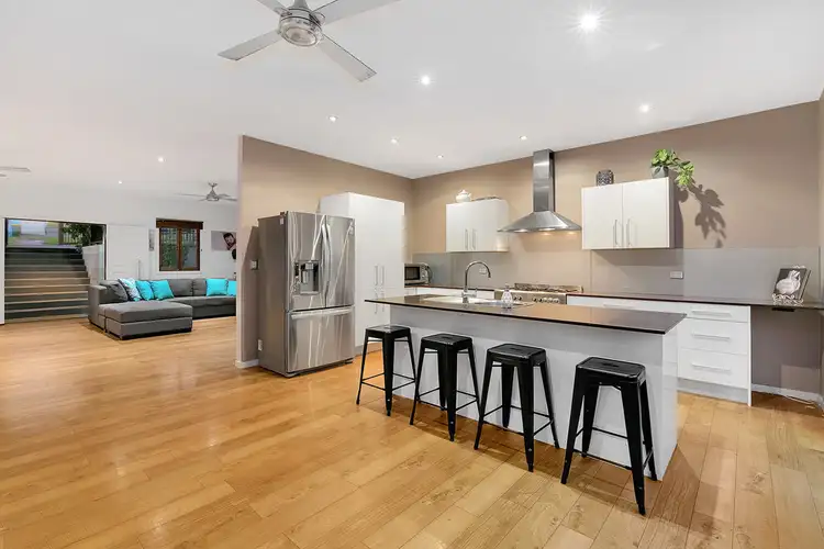 719 South Pine Rd, Everton Park QLD 4053