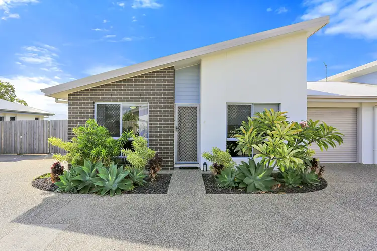 7-4 The Pines Court, Millbank QLD 4670