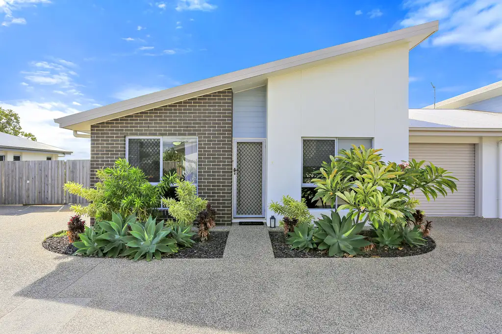 Main view of Homely unit listing, 7-4 The Pines Court, Millbank QLD 4670