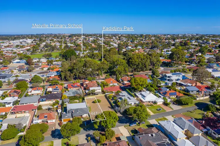 32B Lamond Street, Melville WA 6156