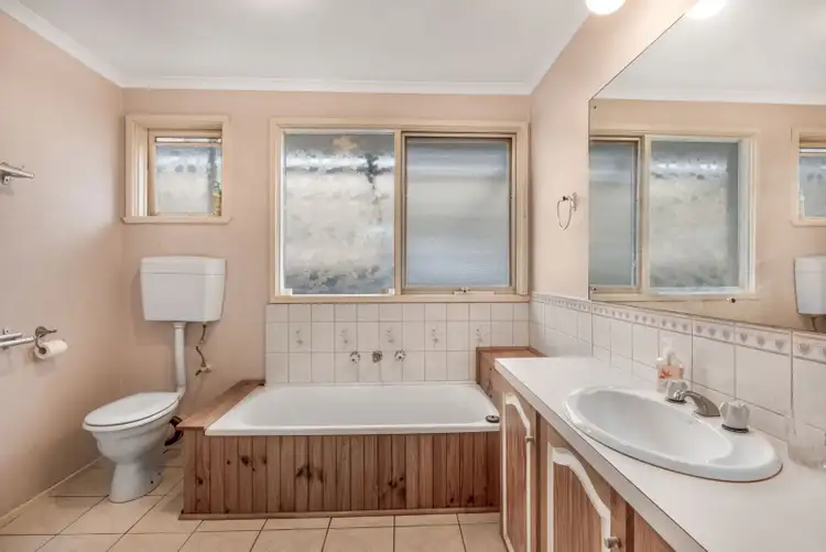 Sixth view of Homely house listing, 3 Martain Avenue, Lara VIC 3212