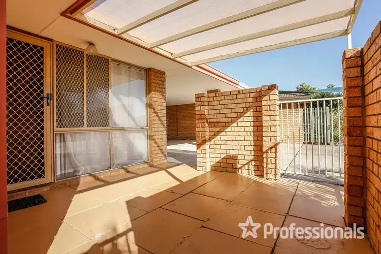Fourth view of Homely semi-detached listing, 4B Synnot View, Marangaroo WA 6064
