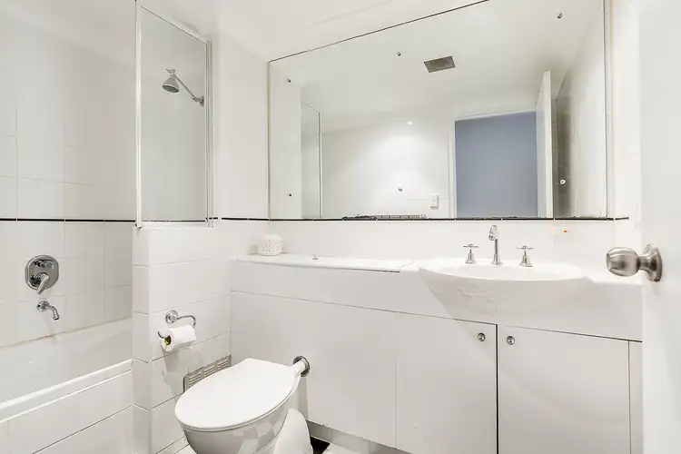 Sixth view of Homely apartment listing, 9/24 RIDGE STREET, North Sydney NSW 2060