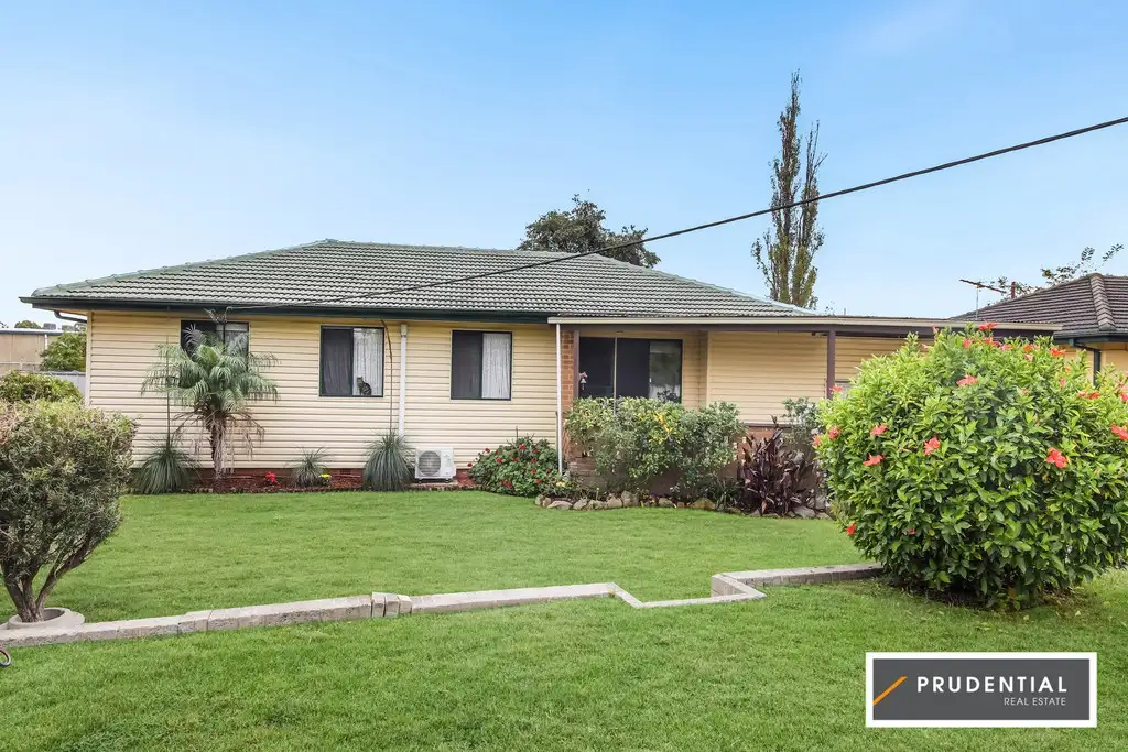 Main view of Homely house listing, 31 O'Neile Crescent, Lurnea NSW 2170