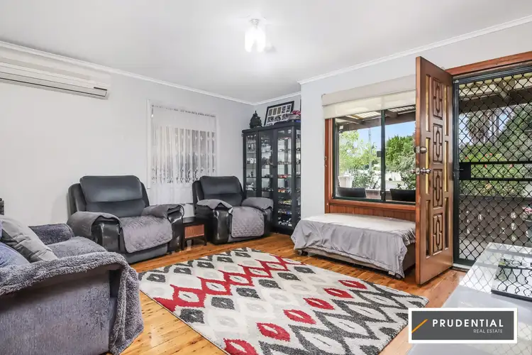 Third view of Homely house listing, 31 O'Neile Crescent, Lurnea NSW 2170