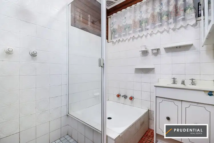 Sixth view of Homely house listing, 31 O'Neile Crescent, Lurnea NSW 2170