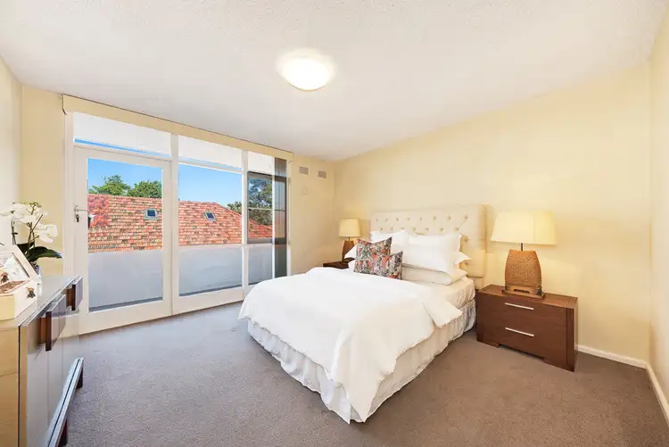 Fifth view of Homely apartment listing, 3/4 Greenwich Road, Greenwich NSW 2065