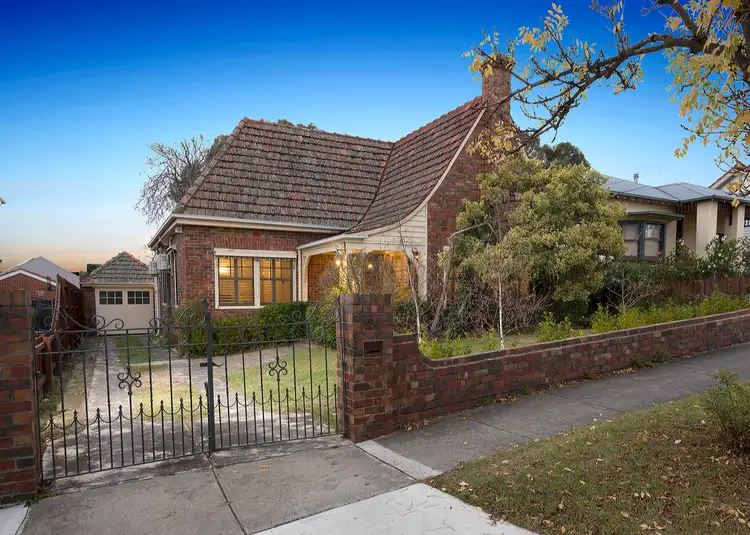 24 Cooke Street, Essendon VIC 3040