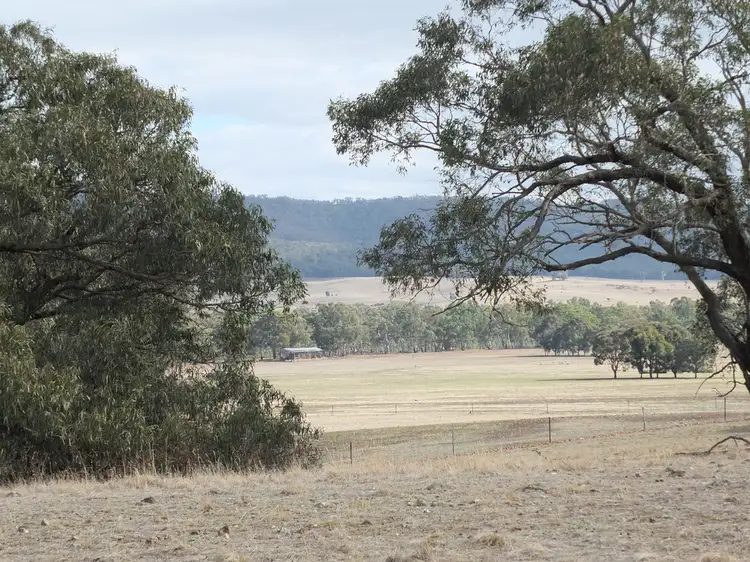 14 & 14A Johnsons Gully Rd, Barkly VIC 3384