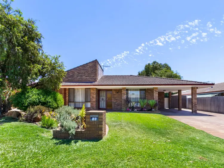 14 Blackthorn Road, Eden Hill WA 6054