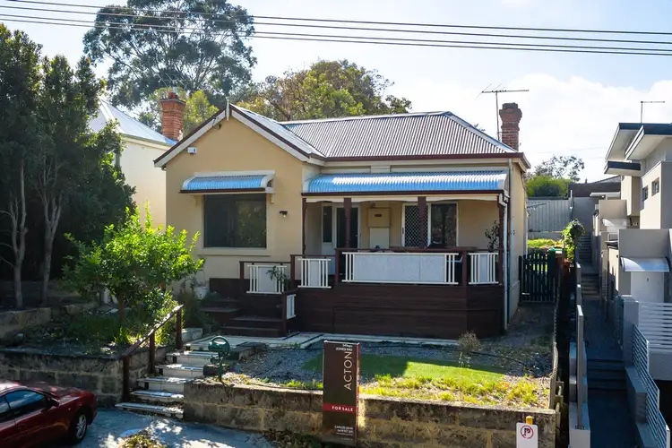 11 Hamilton Street, Bayswater WA 6053