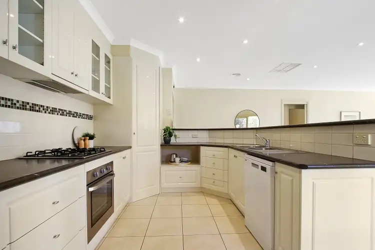 Third view of Homely house listing, 5 Herons Court, Benalla VIC 3672