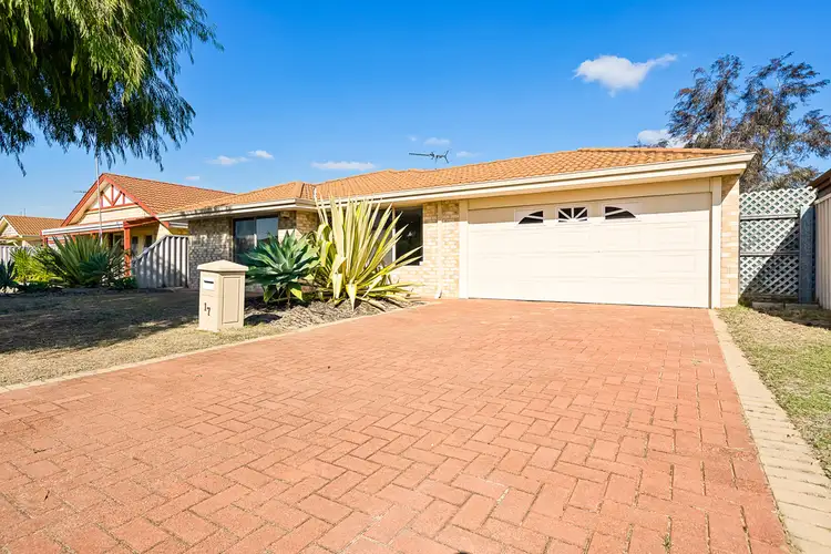 17 Menora Loop, Warnbro WA 6169