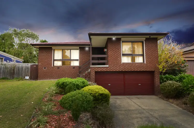 14 Woodleigh Crescent, Vermont South VIC 3133