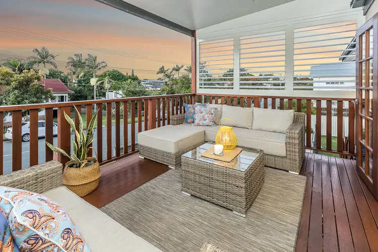 29 Michel Rd, Scarborough QLD 4020
