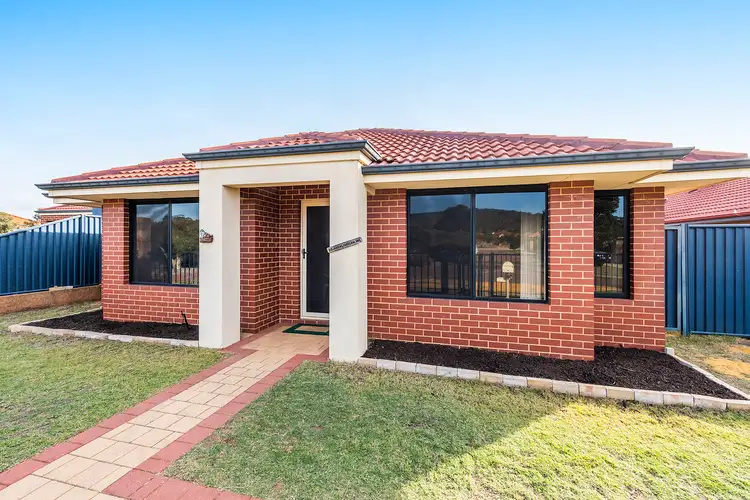 17 Peppies Crescent, Byford WA 6122