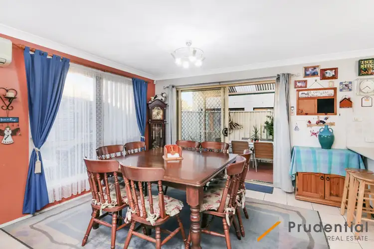 Fourth view of Homely house listing, 15 Tabletop Circuit, Horningsea Park NSW 2171